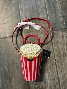 kate spade red crossbody strap with gold hardware popcorn 🍿 bag